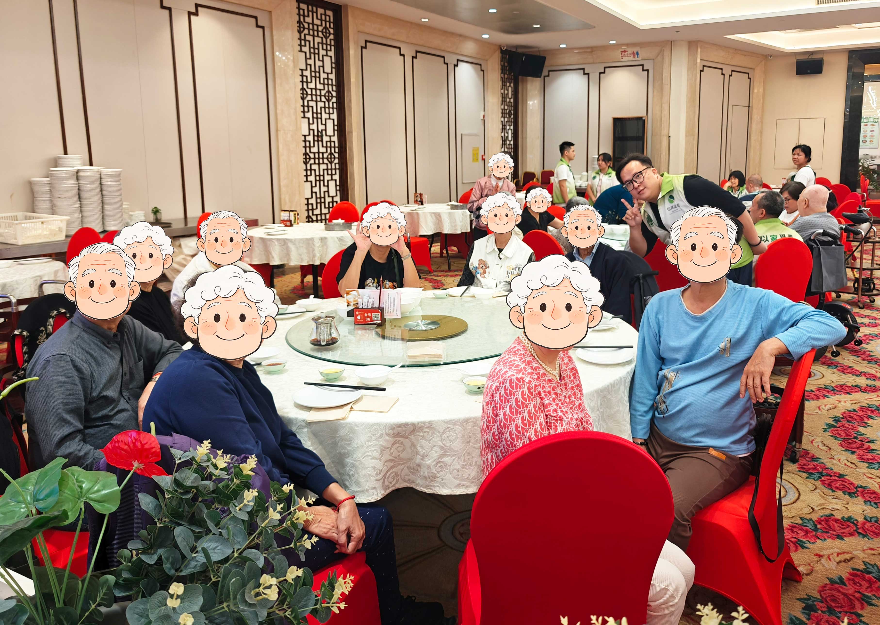 福滿信輝·情暖長者——銀髮歲月裡的新春詩篇